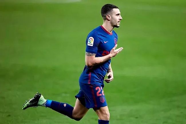 jiuyou官网入口-曼城正式签下阿根廷中场埃切维里