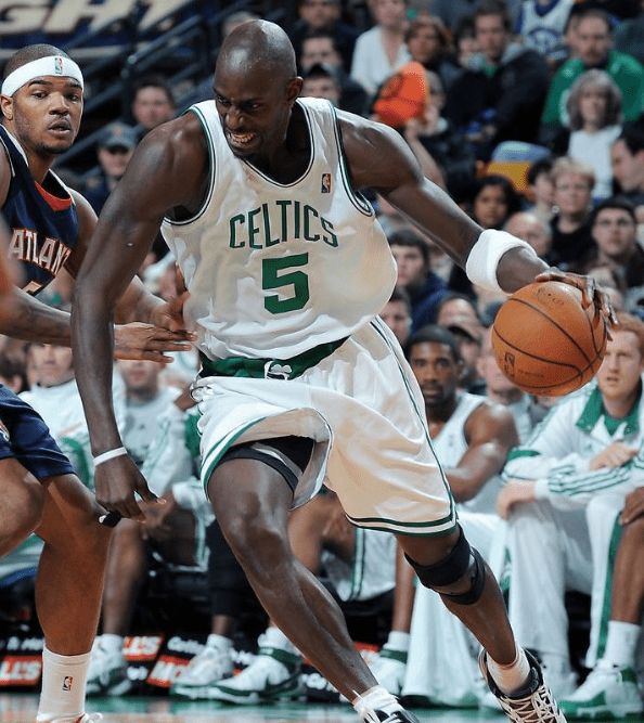 奥尼尔主持的篮球综艺节目是什么