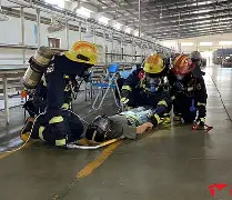 jiuyou官网入口-卡利亚里门将飞身扑救,帮助球队保持不败的状态